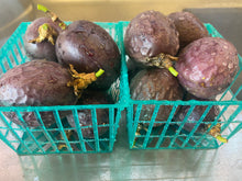Load image into Gallery viewer, Passionfruit (per basket)

